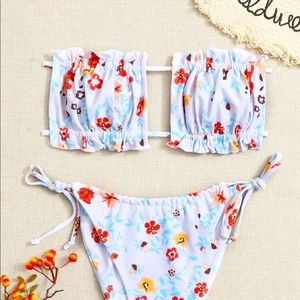 Floral print bikini